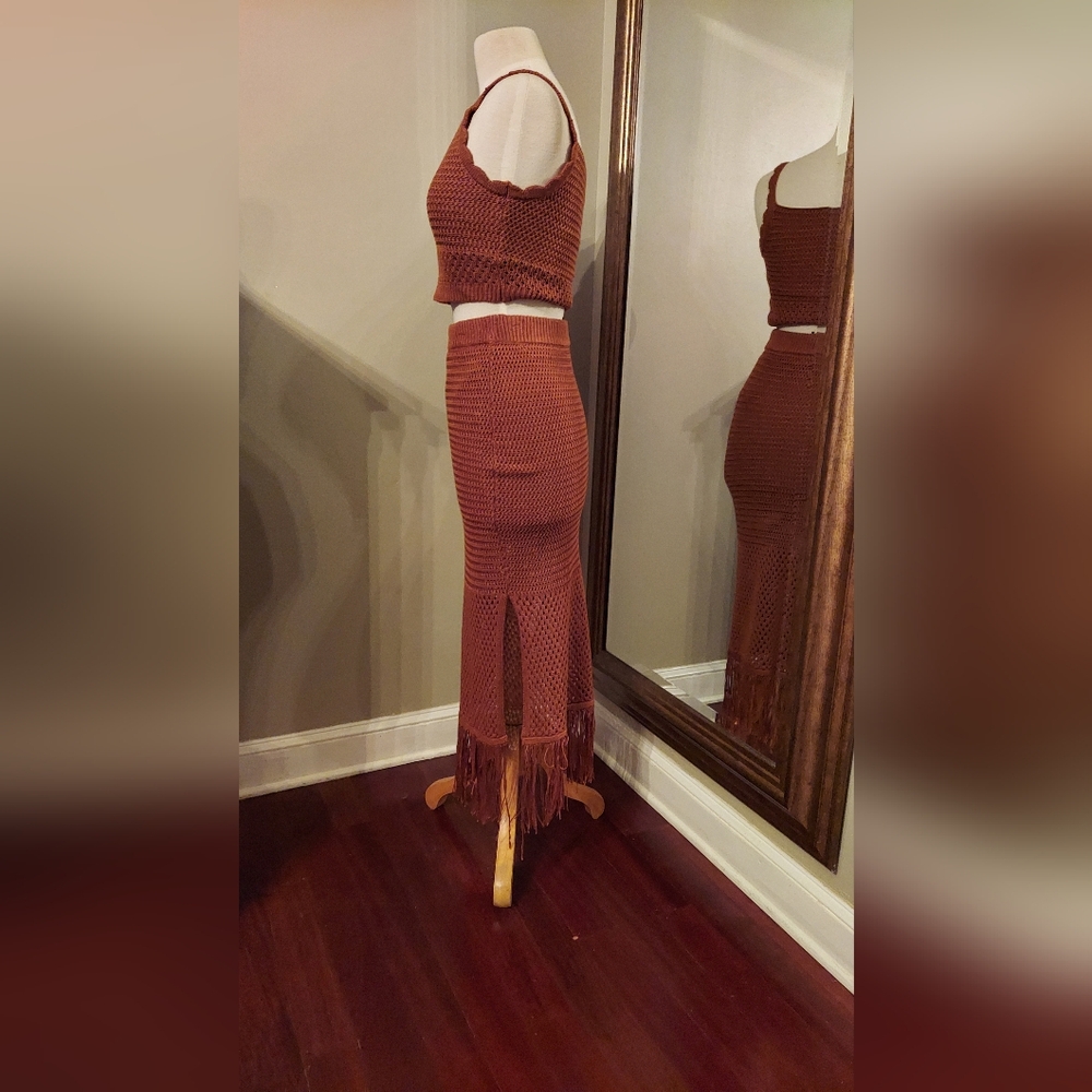 Fitted Stretch House of Harlow 1960 Brown/Rust Maxi Cut Out Dress With Fringe
